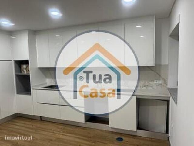 Apartamento T2 em Carregal do Sal Em Construo
