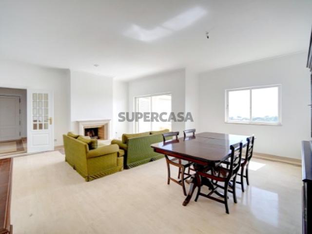 Apartamento T2 em Cascais com Vista Mar
