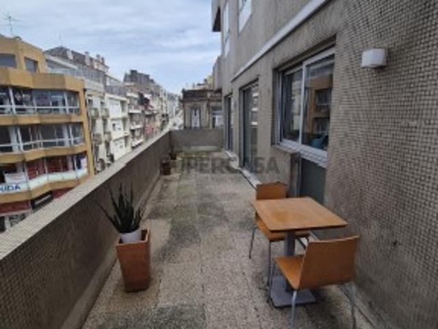 Apartamento T2 em Cedofeita, Santo Ildefonso, Sé, Miragaia, São Nicolau e Vitória