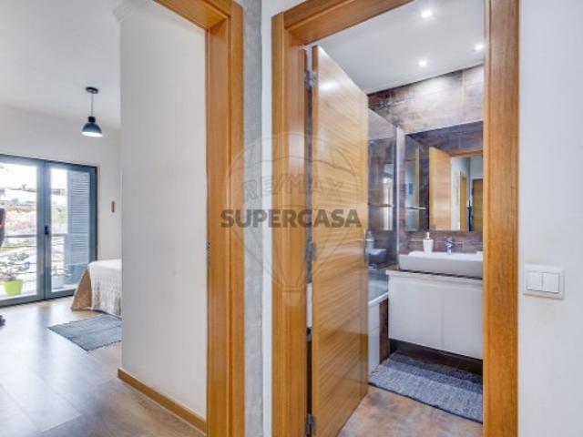 Apartamento T2 em Charneca de Caparica e Sobreda