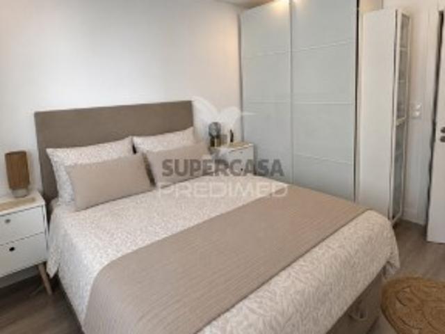 Apartamento T2 em Charneca de Caparica e Sobreda