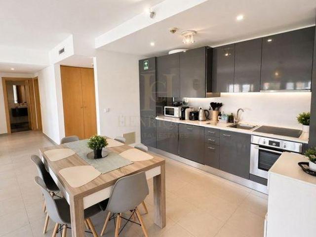 Apartamento T2 em Condomínio c/ piscina Portimão | 26084095805