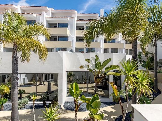 Apartamento T2 em Condomínio com SPA e Piscinas em Vilamoura 80m² Quarteira
