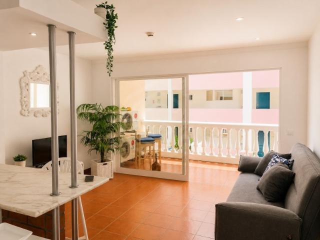 Apartamento T2 em condomínio fechado, perto da praia em Monte Gordo, Algarve