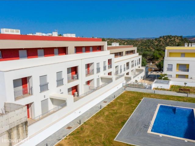 Apartamento T2 em Condomnio com Piscina Tavira
