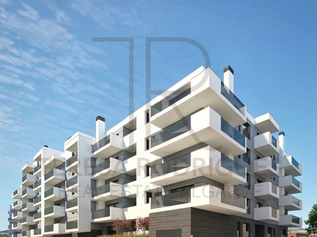Apartamento T2 em Construção a 700 m da Praia de Armação de Pêra