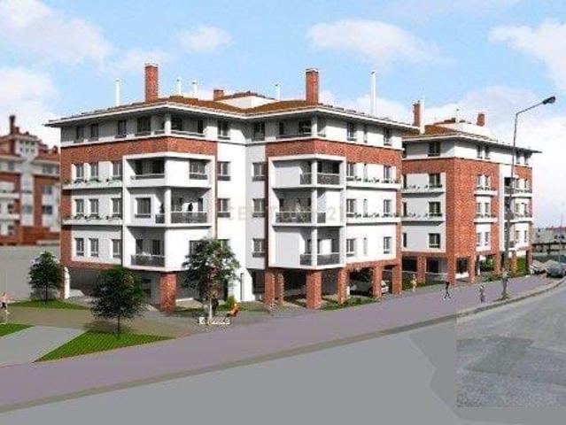 Apartamento T2, em Construção, na Marinha Grande