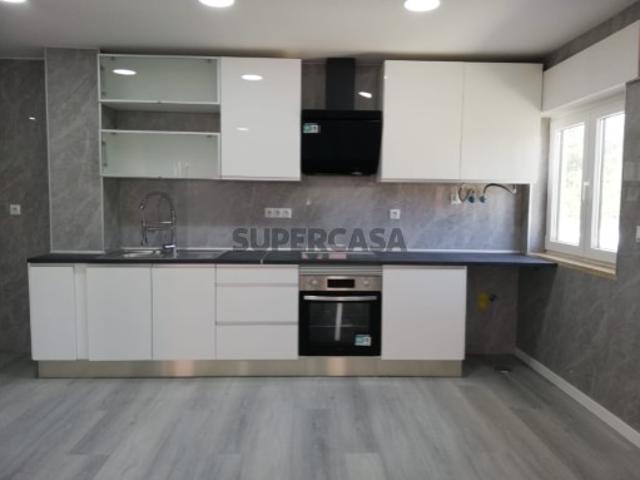 Apartamento T2 em Corroios
