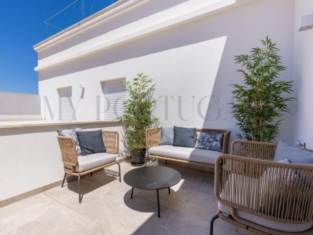 Apartamento T2 em Empreendimento 'Marquês de Pombal 54' Peniche com piscina