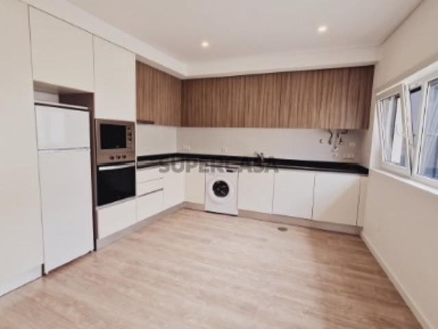 Apartamento T2 em Esgueira