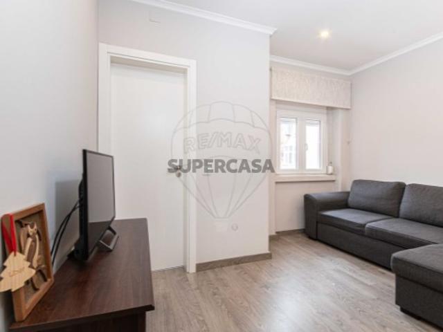 Apartamento T2 em Falagueira Venda Nova
