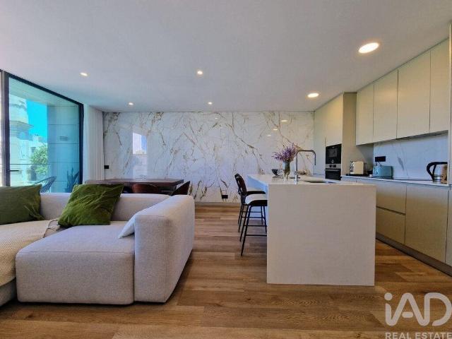 Apartamento T2 em Faro de 98,7 m² 98m² Faro Sé e São Pedro