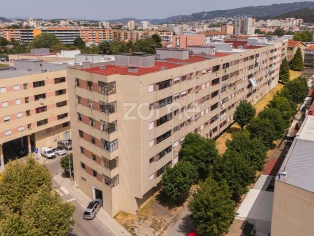 Apartamento T2 em Ferreiros Braga