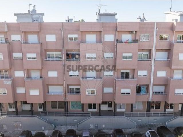 Apartamento T2 em Ferreiros e Gondizalves
