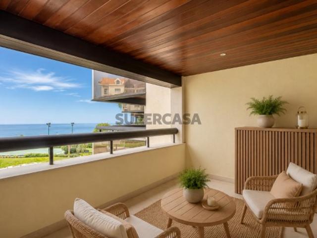 Apartamento T2 em frente ao mar, em condomínio privado, Cascais