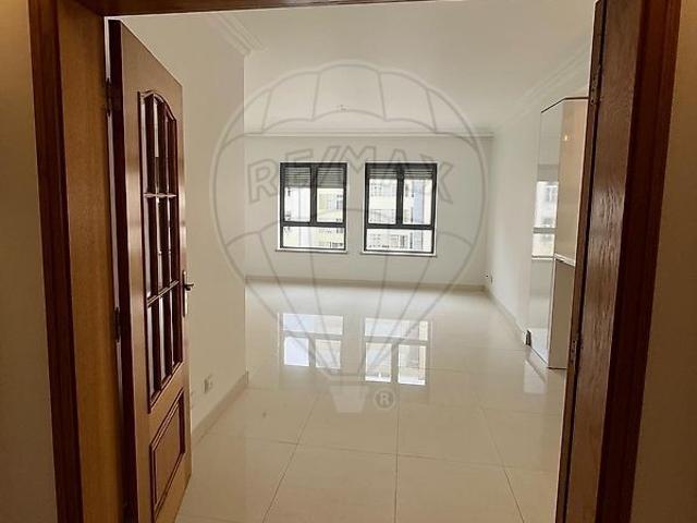 Apartamento T2 em Lisboa