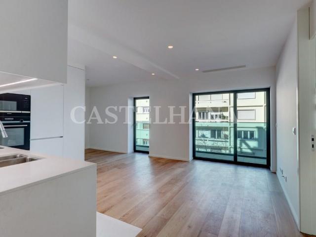 Apartamento T2 em Lisboa perto do Parque Eduardo Vii com est. 0m² Avenidas novas