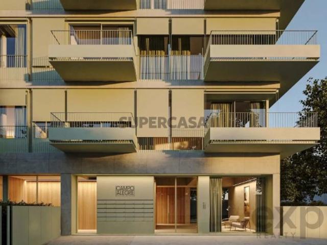 Apartamento T2 em Lordelo do Ouro e Massarelos