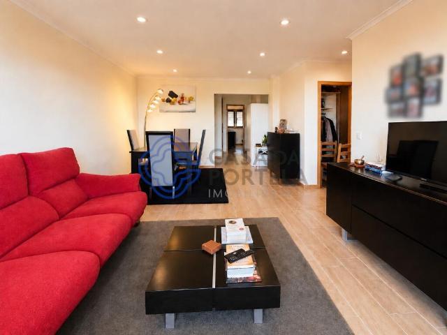 Apartamento T2 em Mafamude, Vila Nova de Gaia