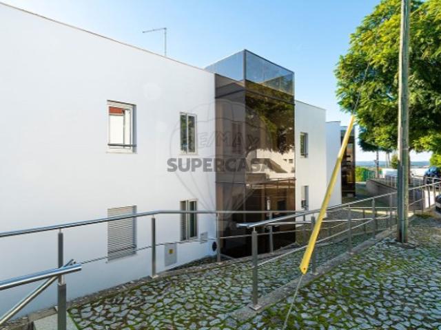 Apartamento T2 em Malagueira e Horta das Figueiras