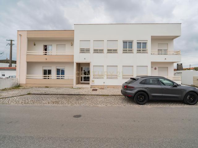 Apartamento T2 em Marinha Grande