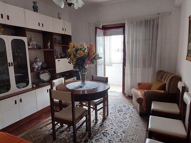 Apartamento T2 em Massamá e Monte Abraão de 74,00 m² 74m² Queluz e Belas