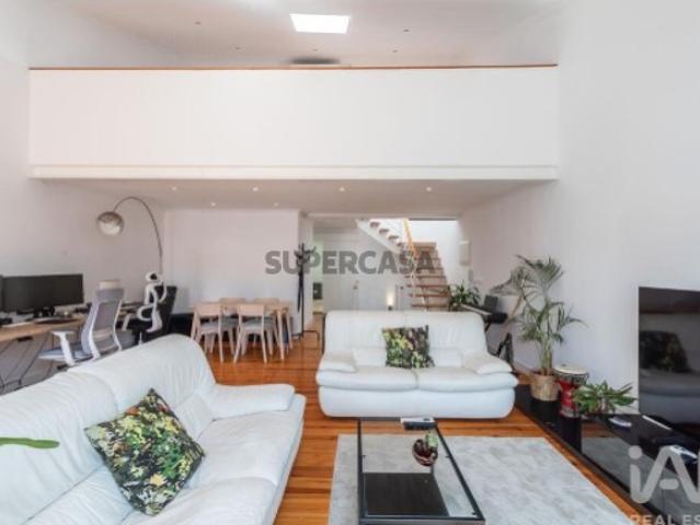 Apartamento T2 em Misericórdia