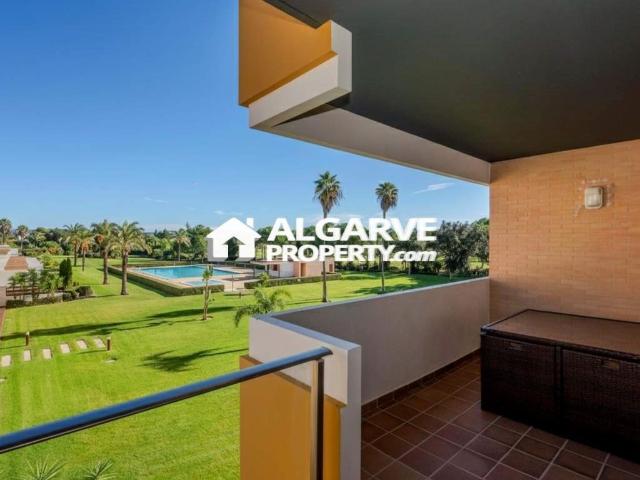 Apartamento T2 em Monte Laguna com Vista Golfe em Vilamoura. 125m² Quarteira