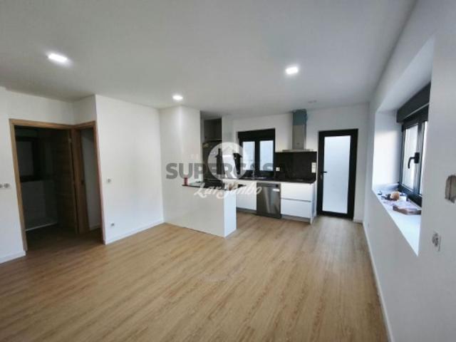 Apartamento T2 em Mujães