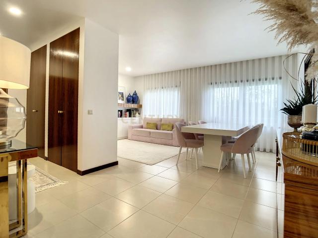 Apartamento T2 em Nazaré, Leiria Perto da Praia