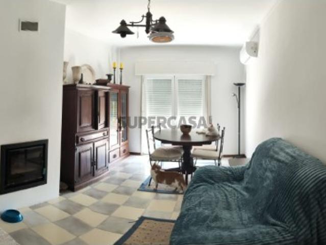 Apartamento T2 em Nossa Senhora de Fátima