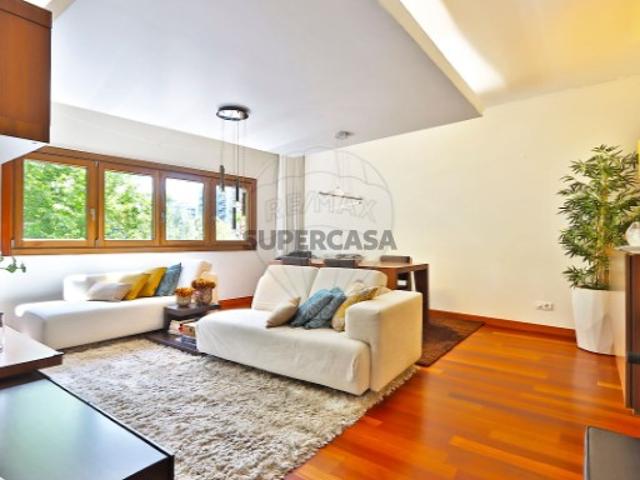 Apartamento T2 em Odivelas