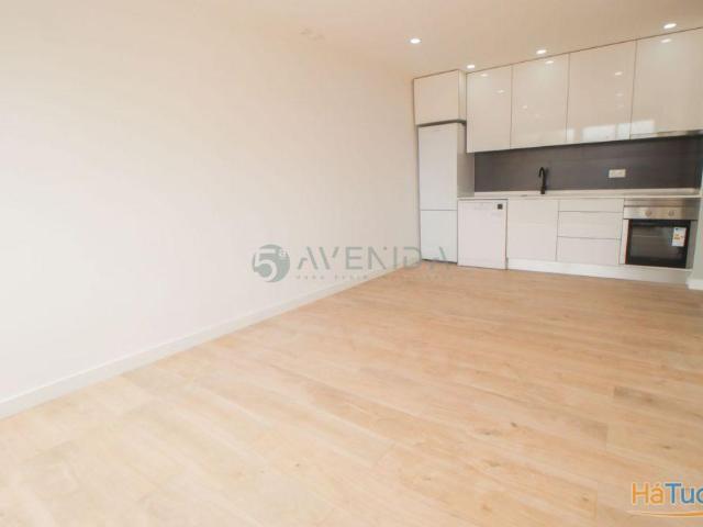 Apartamento T2 em Odivelas | 26064086762