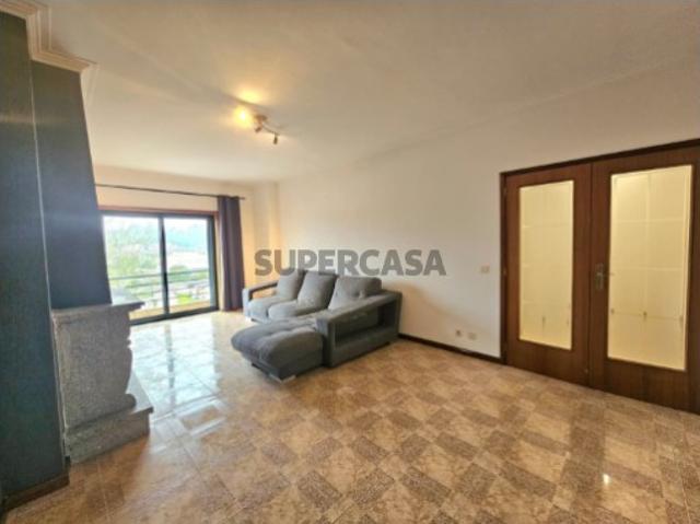 Apartamento T2 em Olival