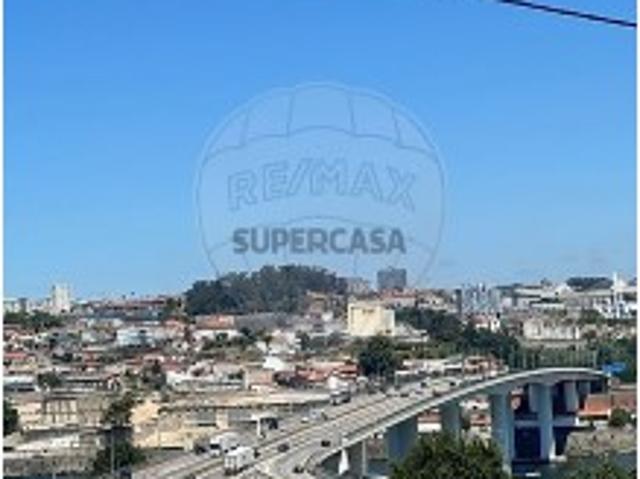 Apartamento T2 em Oliveira do Douro