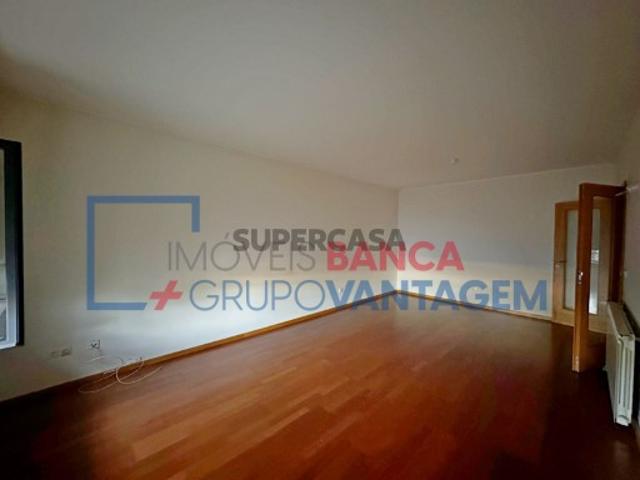 Apartamento T2 em Oliveira do Douro