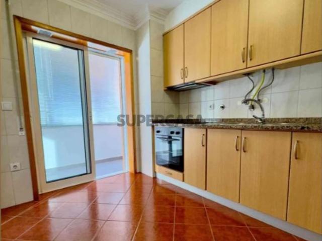 Apartamento T2 em Oliveira São Mateus