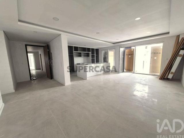 Apartamento T2 em Palmela de 160,00 m²