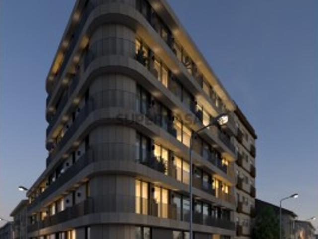 Apartamento T2 em Paranhos