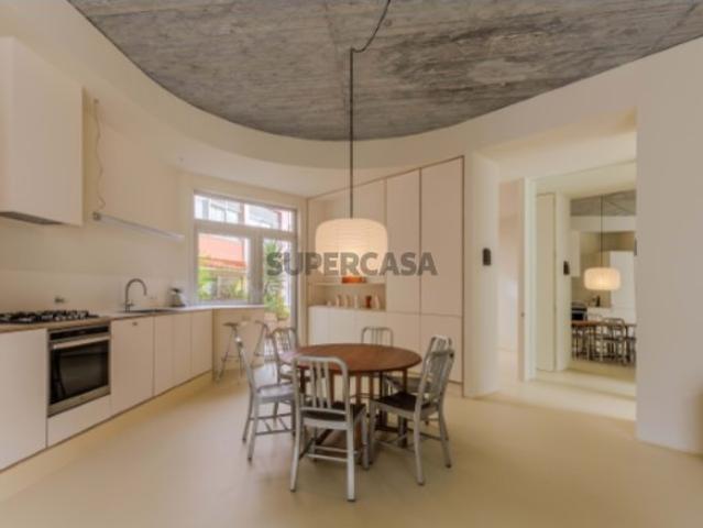 Apartamento T2 em Penha de França