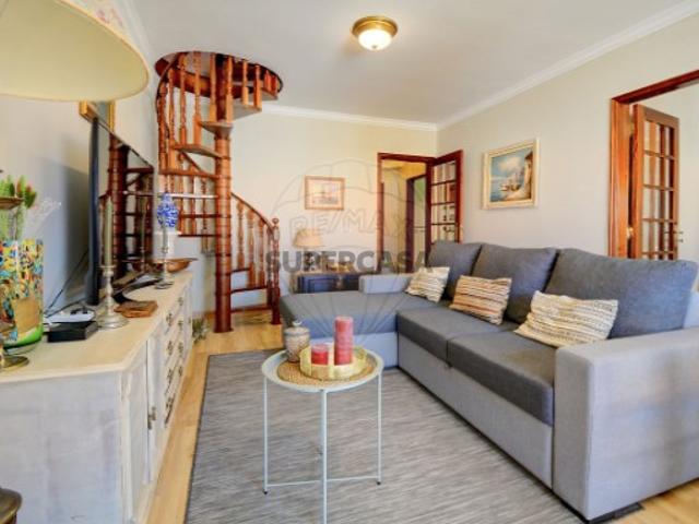 Apartamento T2 em Peniche