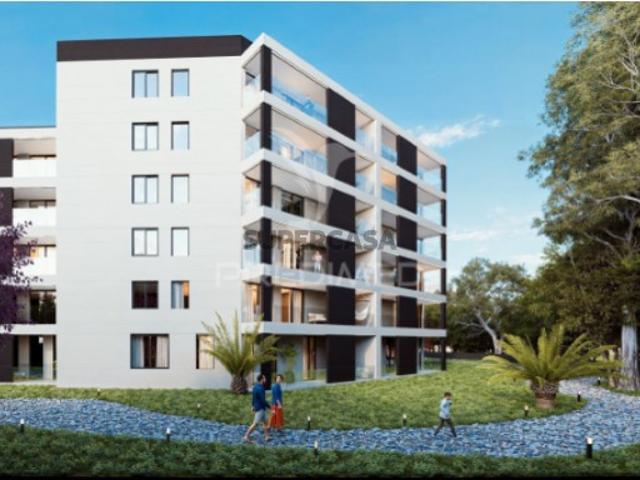 Apartamento T2 em Pedrouços