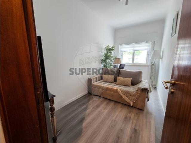 Apartamento T2 em Póvoa de Santa Iria e Forte da Casa