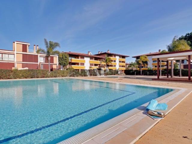 Apartamento T2 em Quarteira