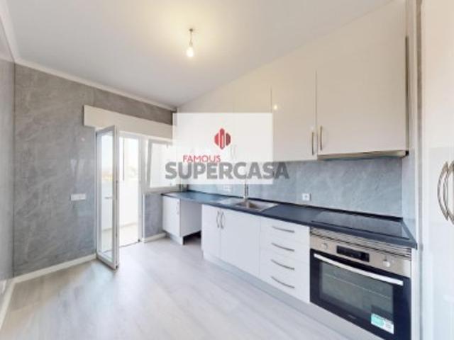 Apartamento T2 em Quarteira