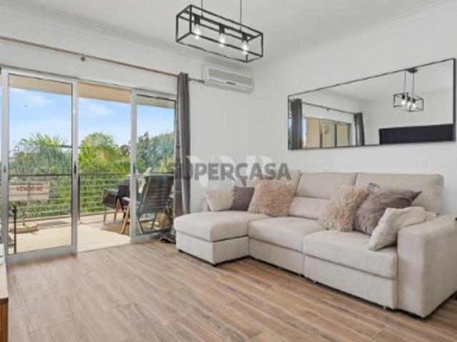 Apartamento T2 em Quarteira