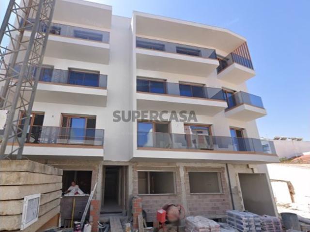 Apartamento T2 em Quarteira