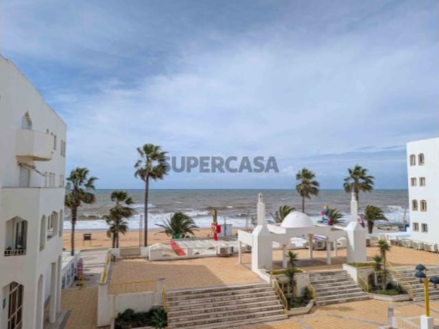 Apartamento T2 em Quarteira
