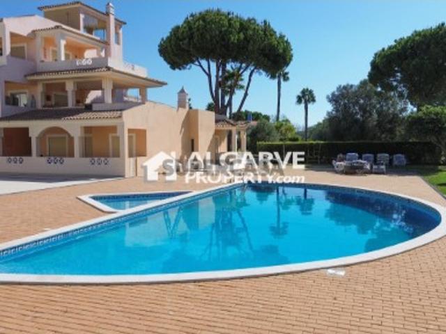 Apartamento T2 em Quarteira