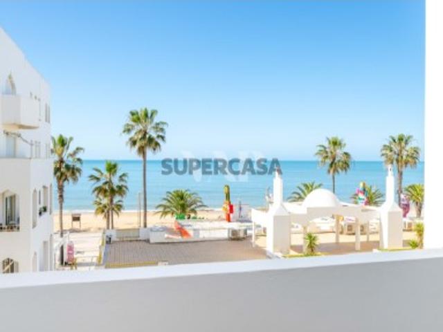Apartamento T2 em Quarteira